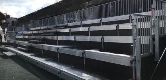 Tribüne Sitztribüne Layher Event-System Veranstaltung